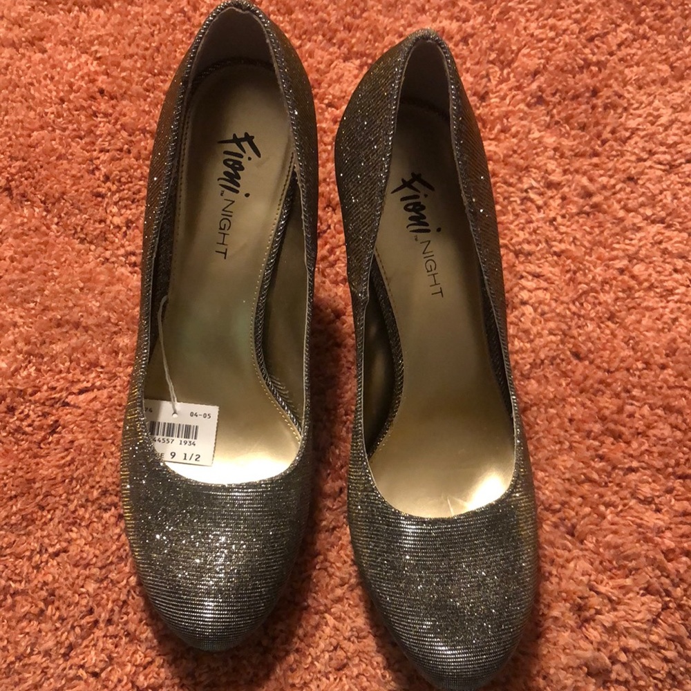 FIONI Night New 4 inch dress heels.